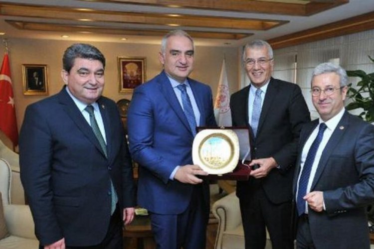 Astronomi biliminin kurucusu Aratos'un mezarı g&uuml;n y&uuml;z&uuml;ne &ccedil;ıkacak