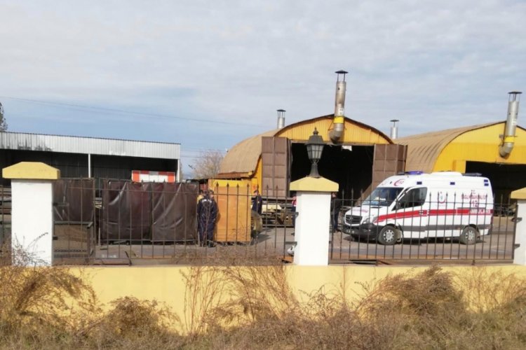 Stajyer &ouml;ğrenci iş makinesinin altında kaldı