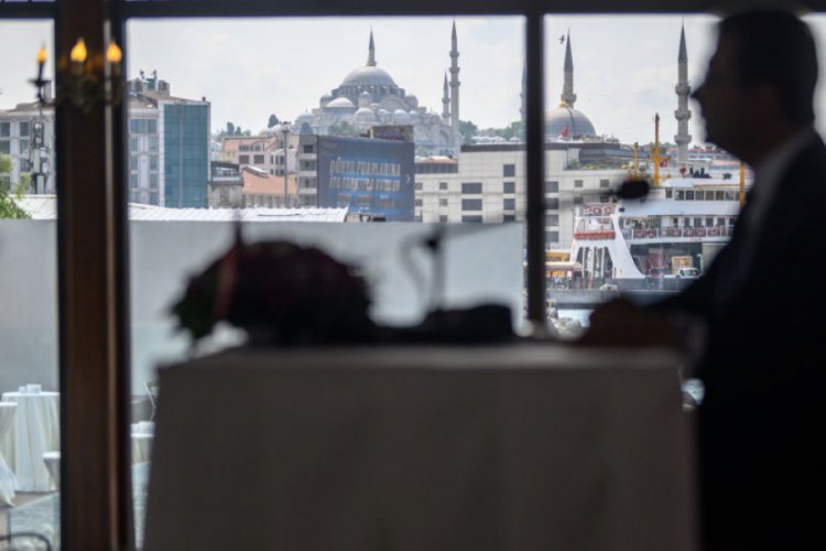 İBB &ccedil;alışanlar i&ccedil;in 'Sosyal Medya Etik İlkeleri'ni yayınladı