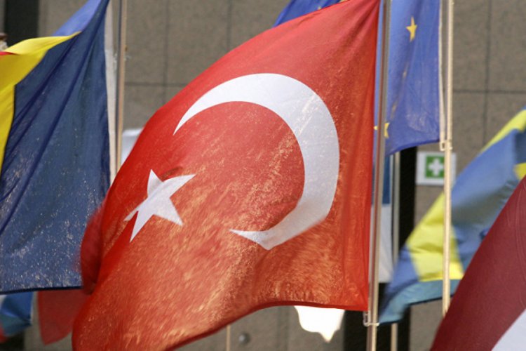 AB T&uuml;rkiye Delegasyonundan dikkat &ccedil;eken 'vize muafiyeti' a&ccedil;ıklaması