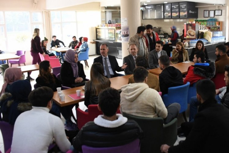 Bursa İneg&ouml;l Belediye Başkanı Taban &uuml;niversite &ouml;ğrencilerinin taleplerini dinledi