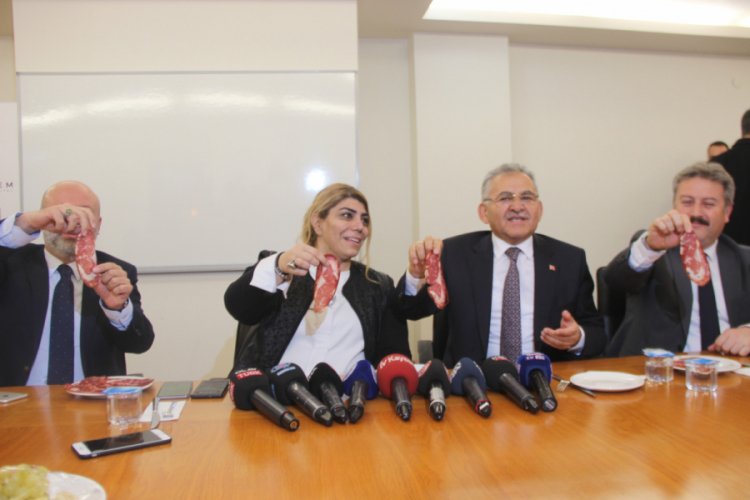 Berna G&ouml;zbaşı: "Umut ve Şamil yarın antrenmana &ccedil;ıkmazsa karar vermek zorundayız"