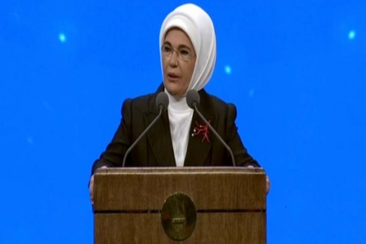 "Kadının g&uuml;&ccedil;lenmesini, ailenin mukavemeti ile ters orantılı g&ouml;rm&uuml;yorum"