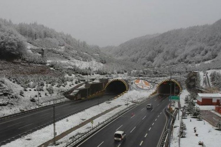 Bolu Dağı T&uuml;neli, kontrol i&ccedil;in yarın 1,5 saat trafiğe kapatılacak