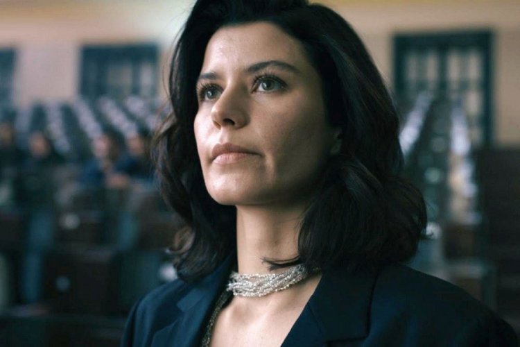 Beren Saat: &Uuml;nl&uuml;l&uuml;k bir hapishane