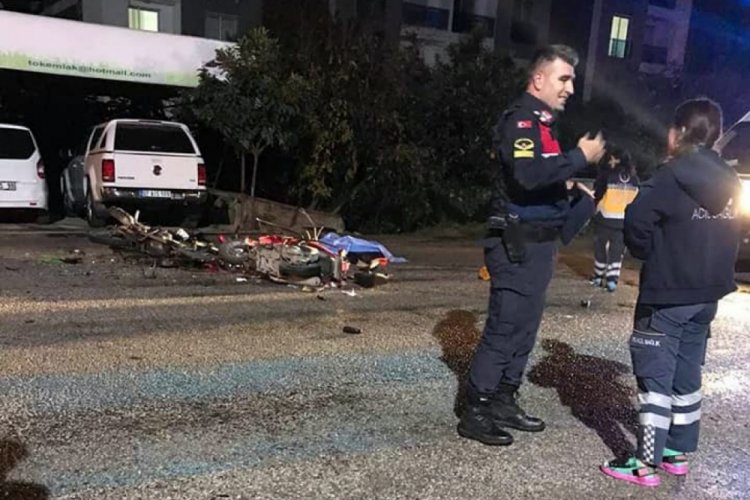 Motosikletliler kafa kafaya &ccedil;arpıştı