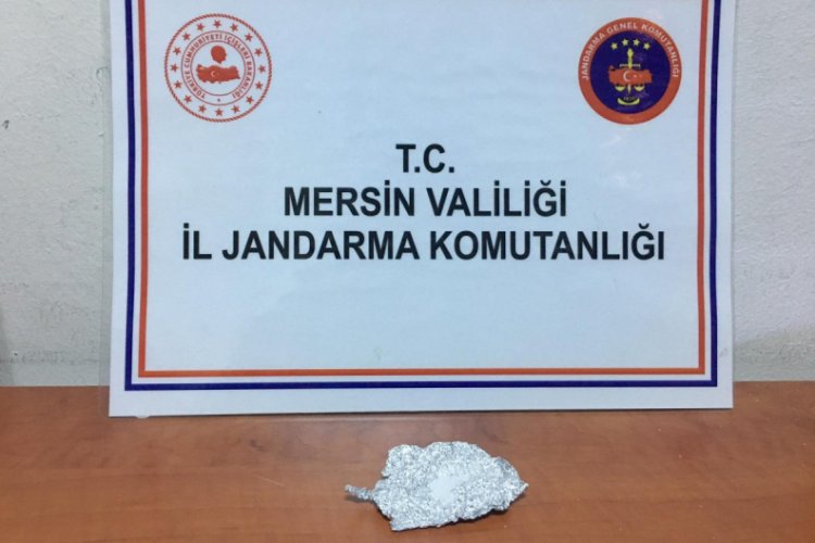 &Uuml;zerinde uyuşturucu ile yakalandı