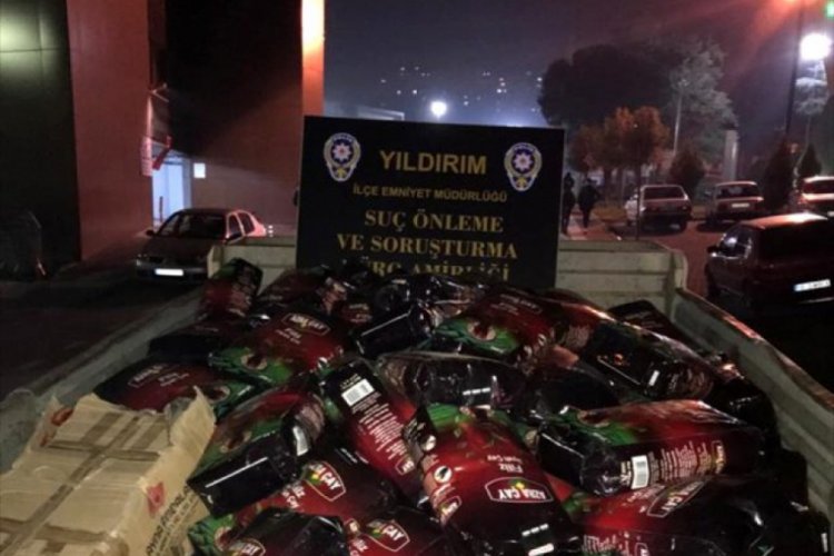 Bursa'da 90 bin liralık &ccedil;ay &ccedil;alan ş&uuml;pheliler yakalandı