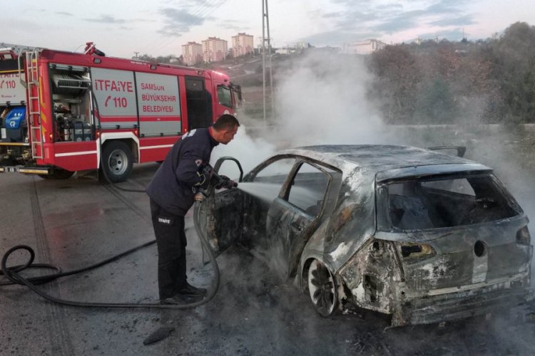 Eşinin aracını yakıp videosunu &ccedil;ekti