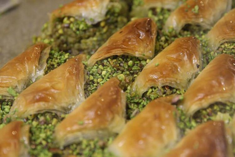 Baklava Ureticileri Fistik Stokcularindan Sikayetci Bursada Bugun Bursa Bursa Haber Bursa Haberi Bursa Haberleri Bursa
