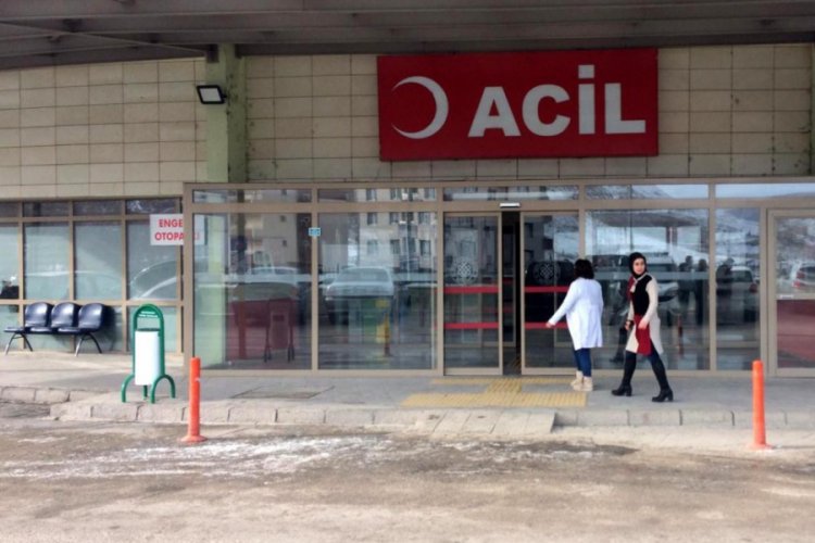 Bir kadın boğazı kesilerek &ouml;ld&uuml;r&uuml;ld&uuml;!