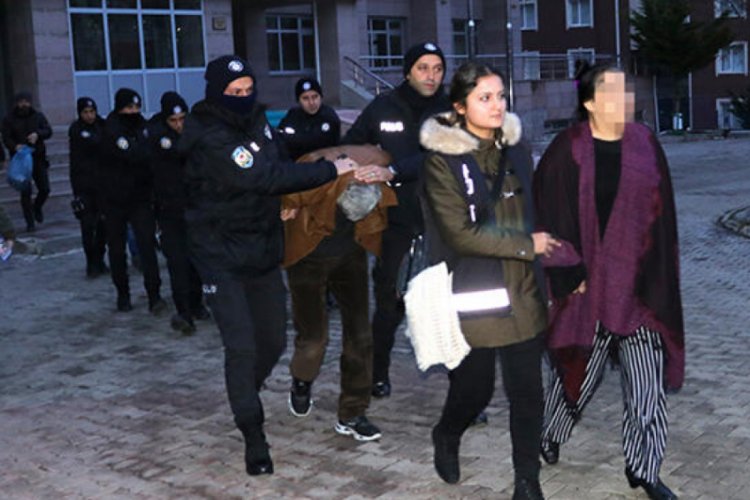 İki şehirde fuhuş operasyonu: 5 g&ouml;zaltı