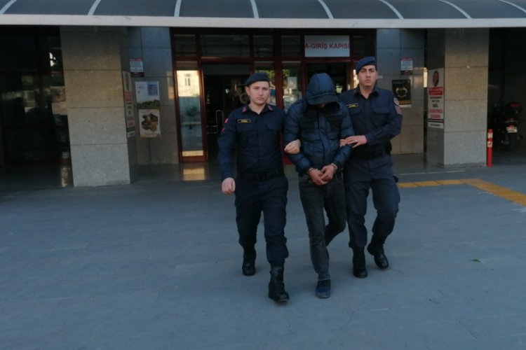 Uyuşturucu satıcısı jandarmaya yakalandı