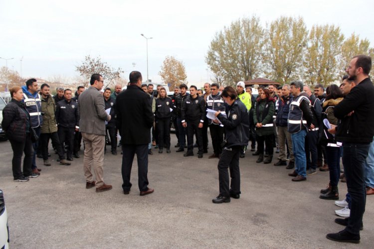 300 polisin katılımı ile uyuşturucu operasyonu yapıldı