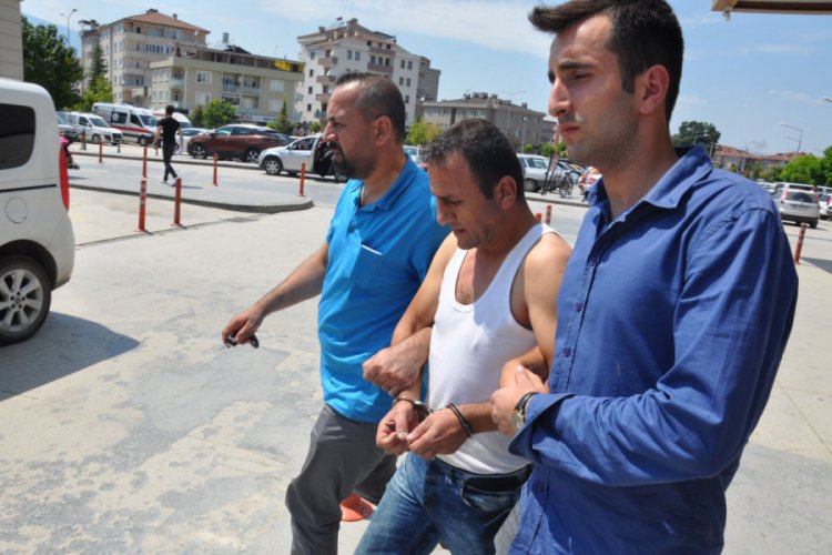 Bursa'da ev arkadaşını tabancayla başından vurarak öldürdü