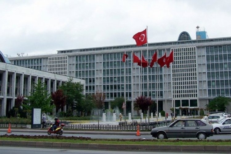 İBB, K&uuml;rt&ccedil;e bilen eğitmen alacağını duyurdu