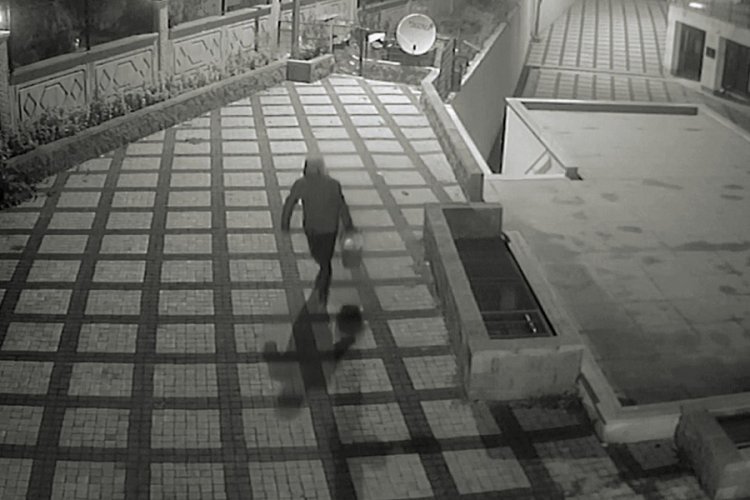 Cemaati pes ettiren hırsız yakalandı