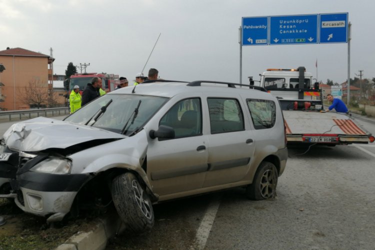 Babaanne ve torunu okul &ccedil;ıkışındaki kazada hayatını kaybetti