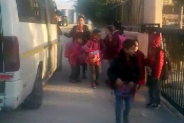 Daha fazla para i&ccedil;in kapasitenin &uuml;zerinde &ouml;ğrenci taşıdılar