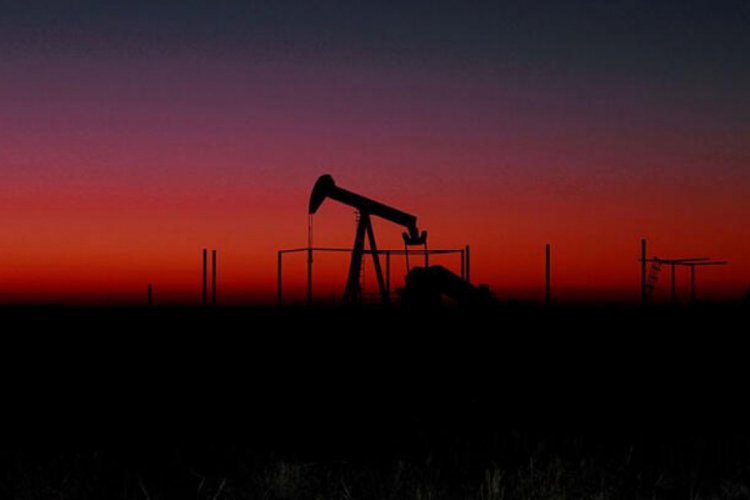"&Uuml;retim kısıntılarına karşın petrol rezervleri artacak"