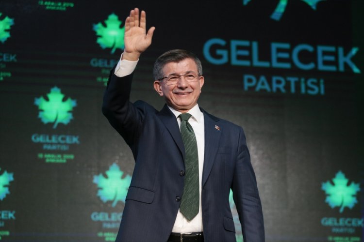 Davutoğlu: Toplumun her kesimini kapsayan bir siyasi anlayışın &uuml;r&uuml;n&uuml;y&uuml;z