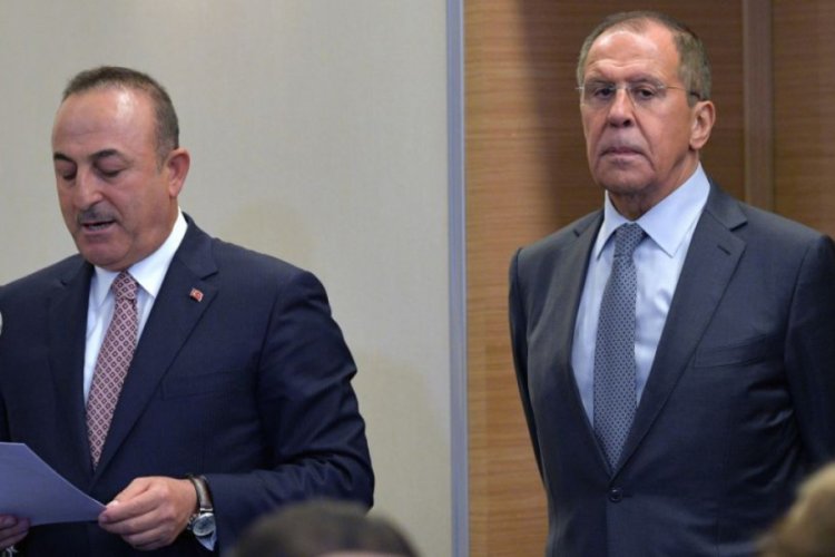 &Ccedil;avuşoğlu ile Lavrov telefonda g&ouml;r&uuml;şt&uuml;