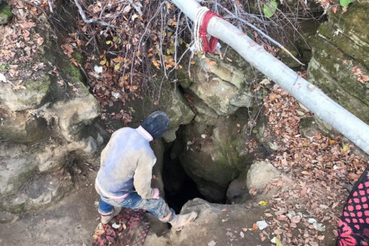 Kazı yapanlar su&ccedil;&uuml;st&uuml; yakalandı