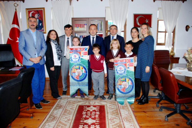 Bursalı &ccedil;ocuklar Avrupa'da k&ouml;ylerini tanıtacaklar