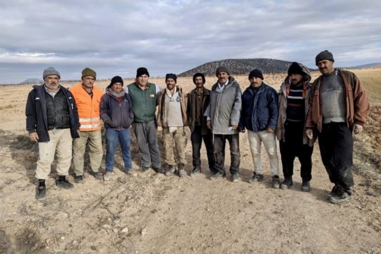Dağ k&ouml;ylerine &uuml;cretsiz &uuml;z&uuml;m fidanı dağıtıldı