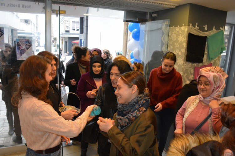 Kadınlara ve eğitime destek i&ccedil;in kermes d&uuml;zenlendi