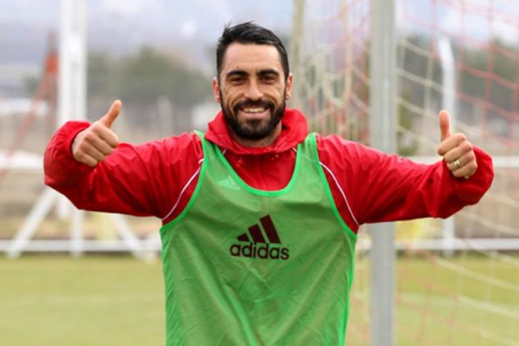 Uğur &Ccedil;ift&ccedil;i'den Fenerbah&ccedil;e ma&ccedil;ı &ouml;ncesi flaş a&ccedil;ıklamalar