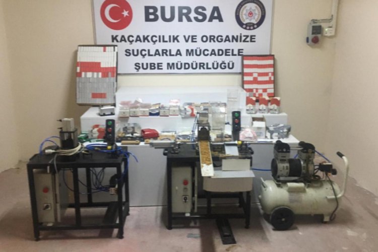Bursa'da binlerce ka&ccedil;ak &uuml;r&uuml;n ve tarihi eser ele ge&ccedil;irildi
