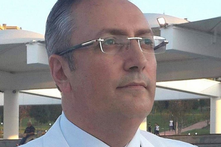 Eski AK Parti Bursa Nil&uuml;fer İl&ccedil;e Başkanı partisinden istifa etti
