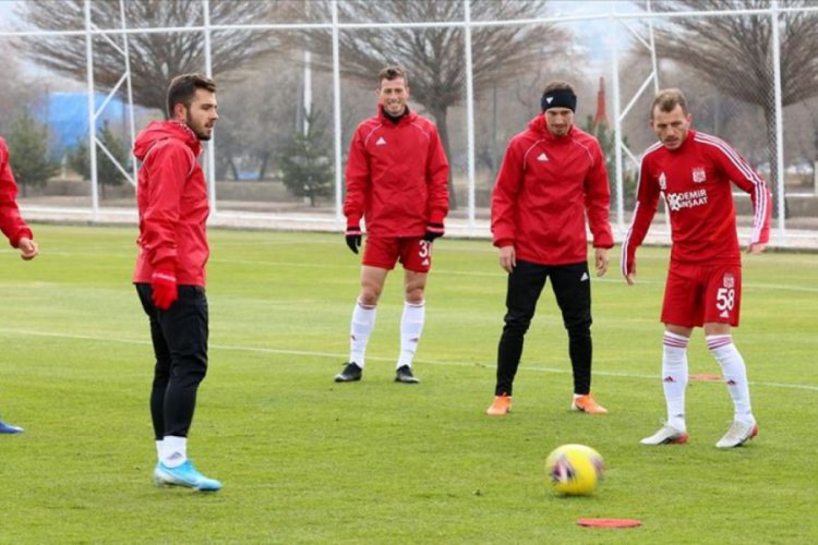 Sivasspor ev sahibi avantajına g&uuml;veniyor