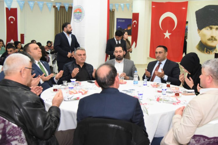"Şehitlerimizin aileleri bizlere emanet"