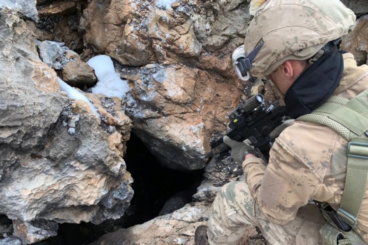 Ter&ouml;r &ouml;rg&uuml;t&uuml; PKK'ya ait 9 sığınak imha edildi