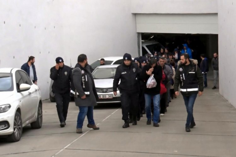 Sahte 'engelli raporu' &ccedil;etesi operasyonunda 28 kişi adliyede