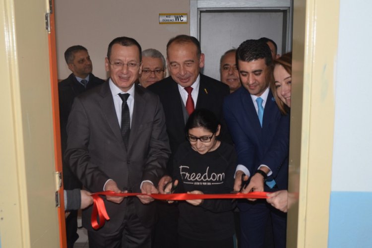 Sınıfın kapıları sevgiye a&ccedil;ıldı