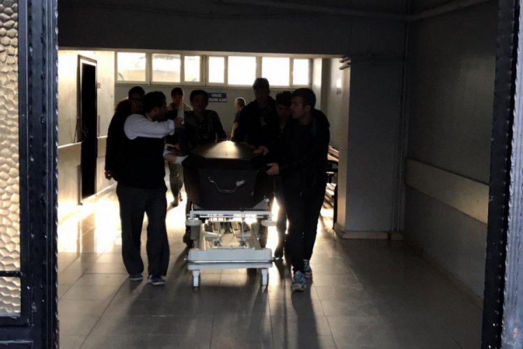 Ka&ccedil;ak ocakta &ouml;len Afgan gencin cenazesi ailesine teslim edildi