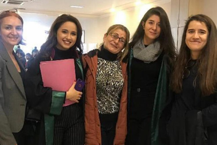 Kedilere baktığı i&ccedil;in hayvanseverin tehdit edilmesine hapis cezası
