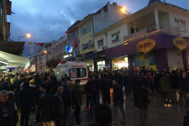 Tire'de 29 yaşındaki gen&ccedil;, sokak ortasında &ouml;ld&uuml;r&uuml;ld&uuml;