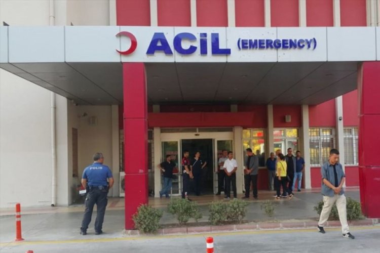 İşsiz adam elinde bebek beziyle a&ccedil;lıktan bayıldı