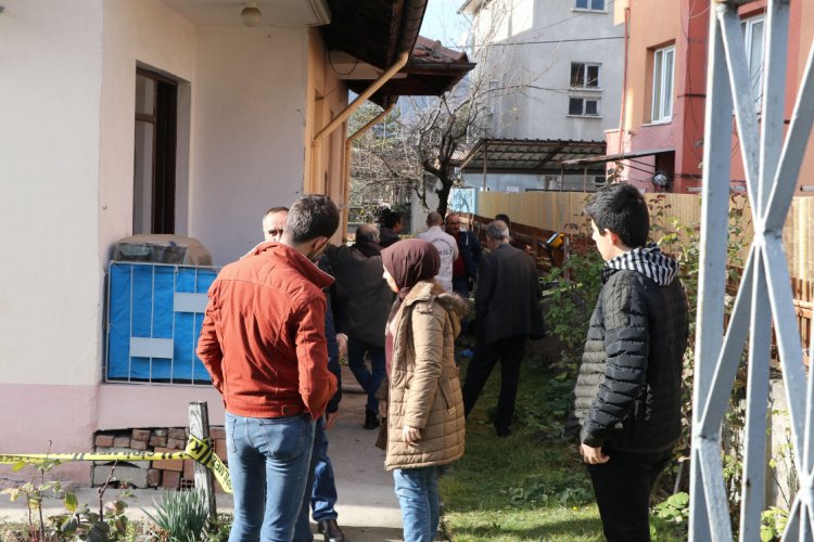 Yaşlı adam sobadan zehirlendi