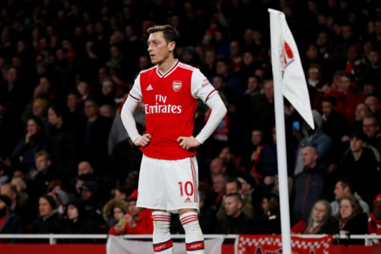 &Ouml;zil ile Arsenal arasında 'Uygur' ihtilafı