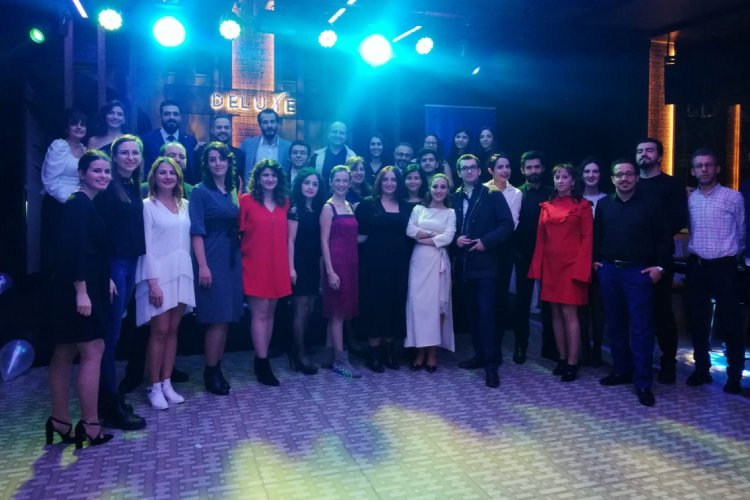 Bursa'da D&uuml;nya G&ouml;n&uuml;ll&uuml;ler G&uuml;n&uuml;'ne &ouml;zel yemek