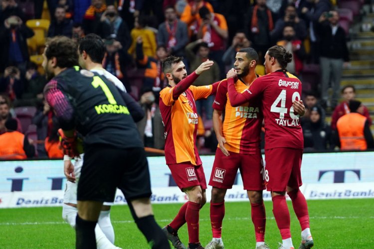 Belhanda'da 4'&uuml;nc&uuml; gol&uuml;n&uuml; attı