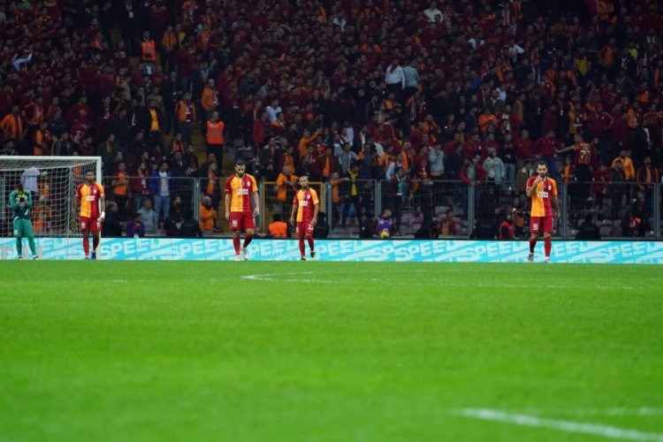 Galatasaray tarafından takımına tepki, Ankarag&uuml;c&uuml;'ne alkış