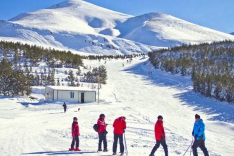 Kayakta sezonun ilk yarışı Erzurum'da yapılacak