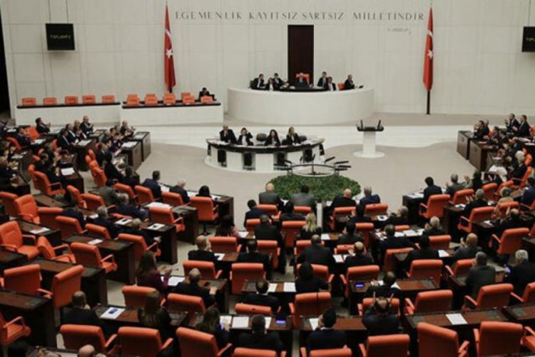 Milletvekilleri kullanmadıkları posta parasını geri istedi