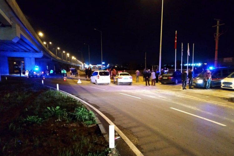 Kontrolden &ccedil;ıkan ara&ccedil; takla attı